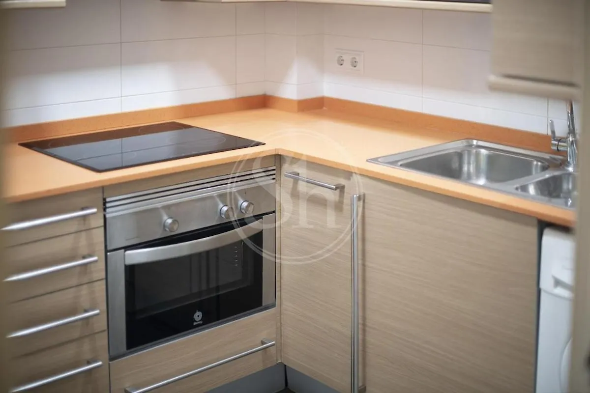 ברצלונה Bonito Apartamento En Poble Sec 0*,  ספרד