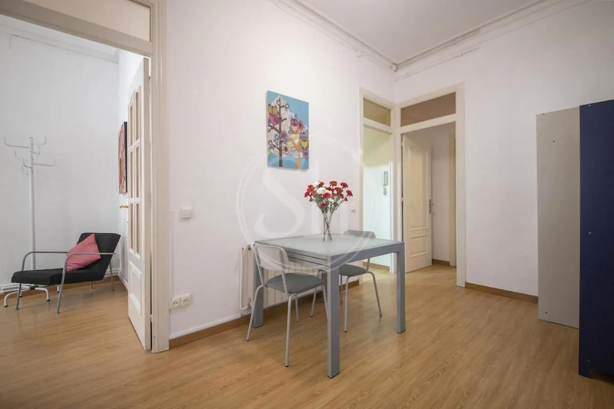 ברצלונה Bonito Apartamento En Poble Sec 0*,